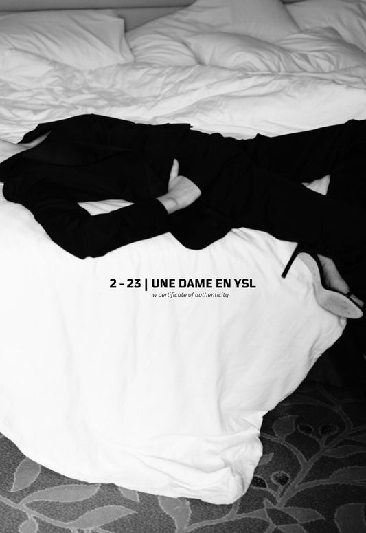 Une dame en YSL